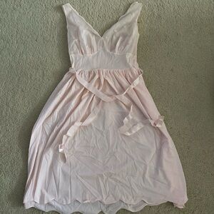 Vanity fair baby pink nightgown